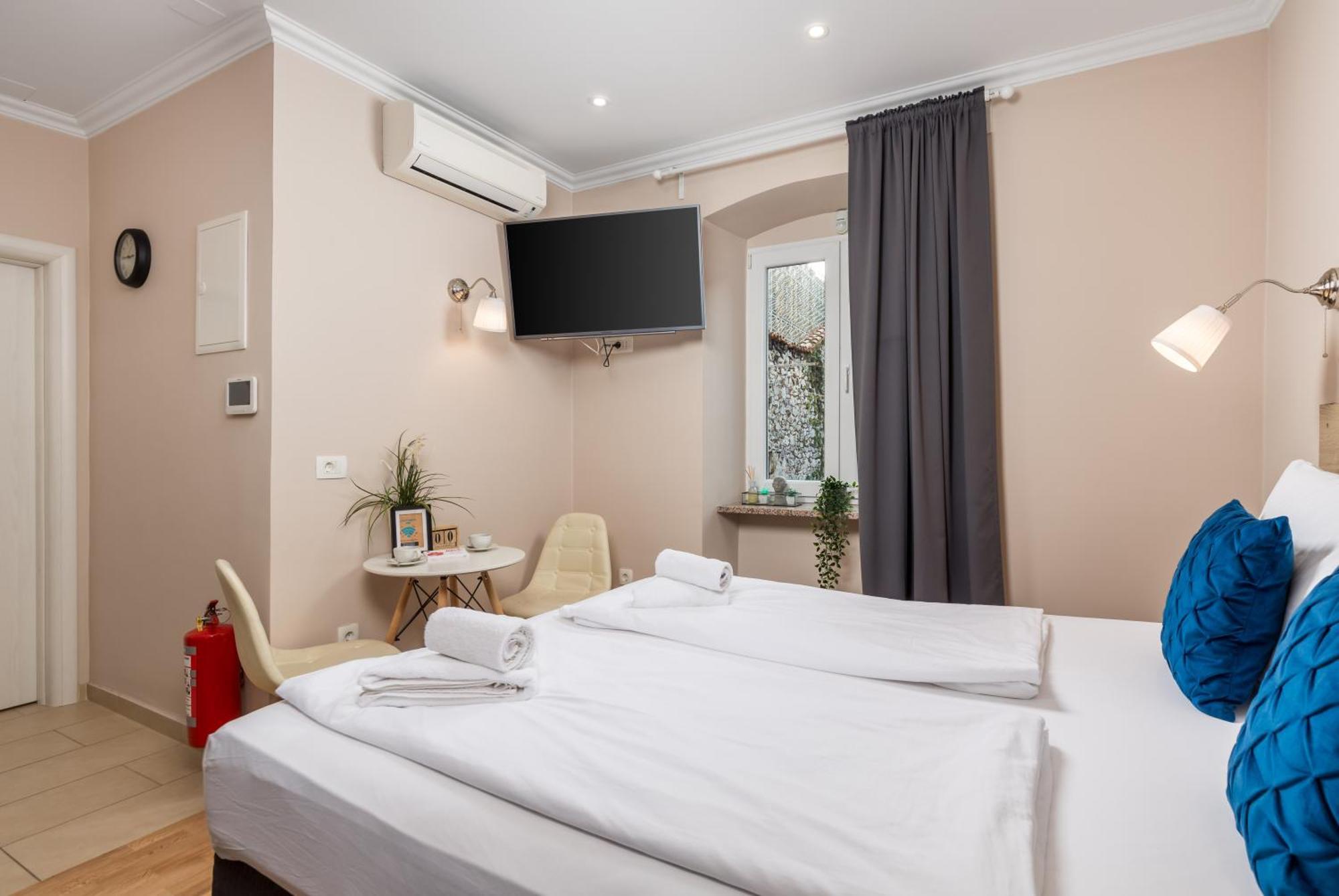 Apartments Neo Rijeka Luaran gambar