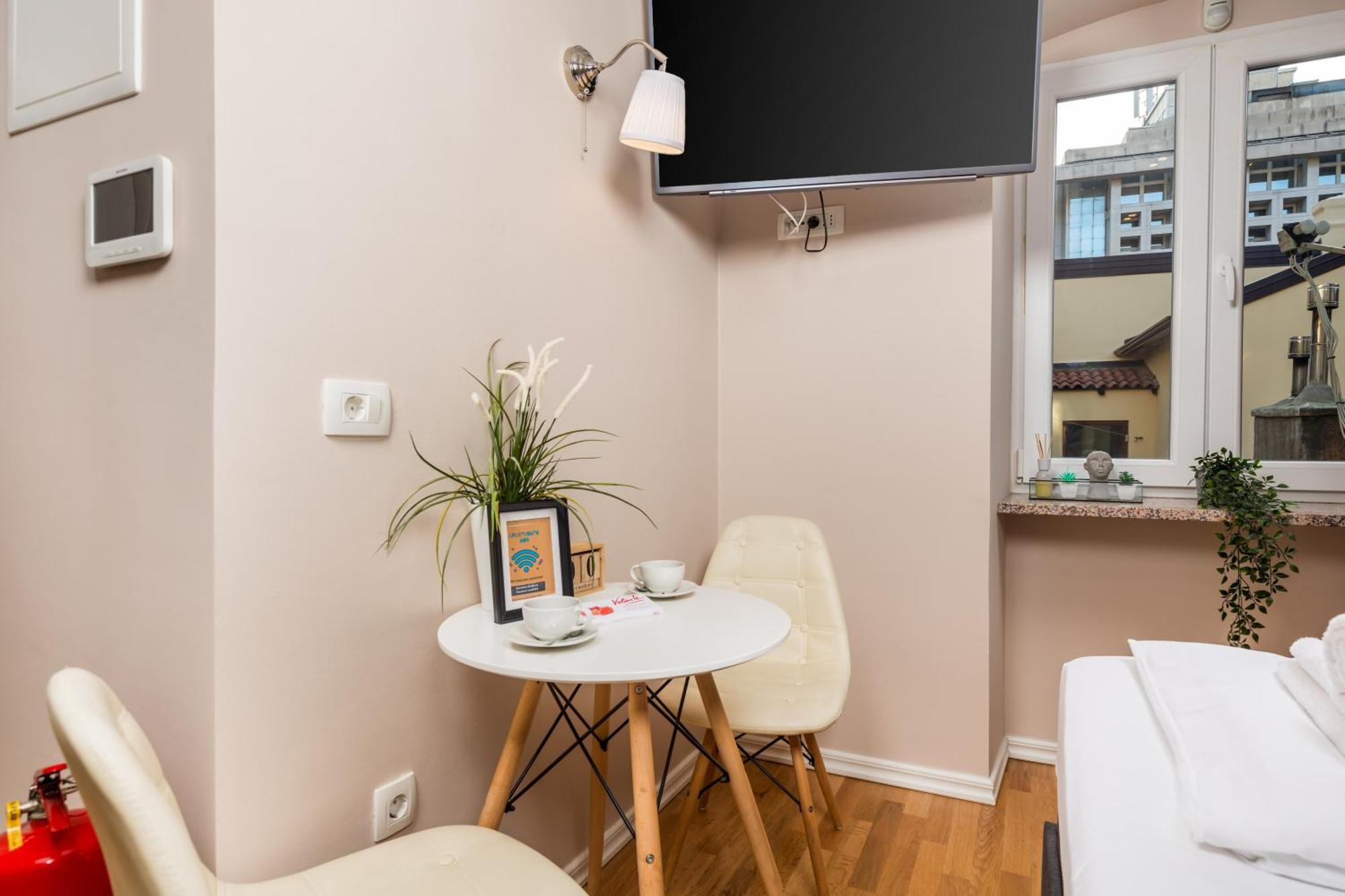 Apartments Neo Rijeka Luaran gambar