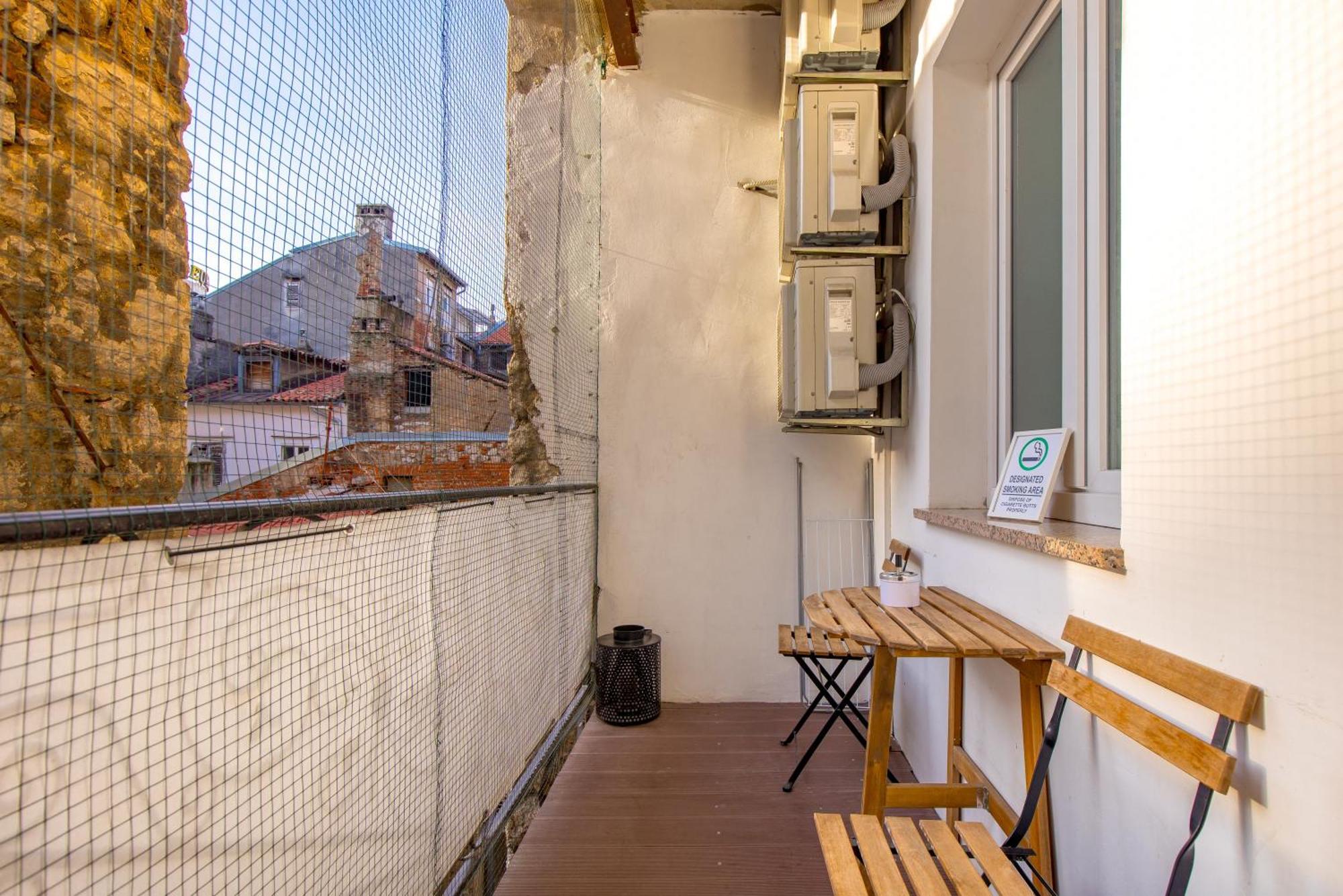 Apartments Neo Rijeka Luaran gambar
